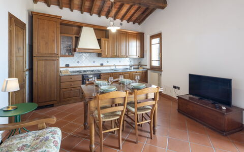 La Casina: Mueble, Diseño De Interiores, Madera, Piso, Cocina, Habitación, Techo, Suelo, Gabinetes, Casa