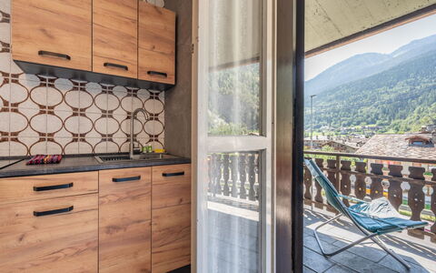 Ilda: Diseño De Interiores, Mueble, Habitación, Departamento, Manchas De Madera, Gabinetes, Techo, Madera Dura, Silla, Cajón