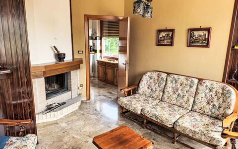 La Terrazza di Colle Marino: Mueble, Diseño De Interiores, Piso, Madera, Suelo, Sala, Silla, Mesa, Habitación, Sofá
