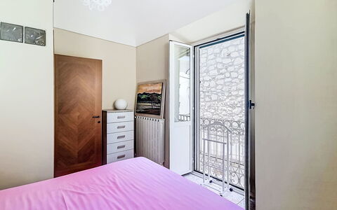 La Terrazza di Caramanico: Piso, Suelo, Diseño De Interiores, Habitación, Cama, Mueble, Habitación, Departamento, Sábana, Casa
