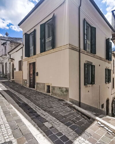 La Terrazza di Caramanico: Pared, Barrio, Barrio Residencial, Callejón, By, Casa, Calle, Asentamientos Humanos, Puerta