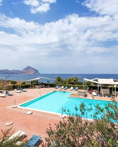Cala Isulidda: Piscina, Recurso, Eco Hotel, Ciudad De Vacaciones, Balneario, Hotel, Inmuebles, Thermae, Villa, Zona Tropical