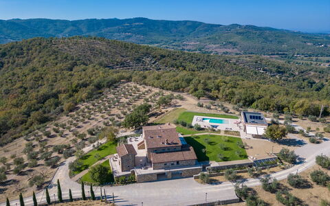 La Calcinaia Country House, Bucine: Paisaje, Inmuebles, Fotografía Aérea, Pueblo, Casa De Campo, Vista Panorámica, Villa, Piscina, Hacienda, Mansión