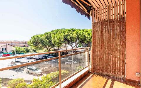 Il Nido: Madera, Balcón, Departamento, Sombra, Manchas De Madera, Cerca, Pretil, Porche, Eco Hotel
