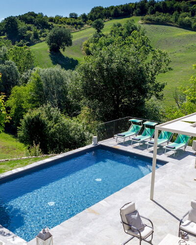Villa Mia 6: Piscina, Mueble Para Exteriores, Ocio, Jardín, Paraguas, Sombra, Recurso, Paisajismo, Eco Hotel, Sunlounger