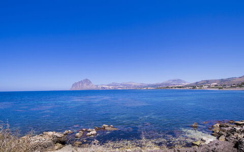 Villa delle Sirene 6: Azul, Klippe, Costa, Costeras Y Los Accidentes Geográficos Oceánico, Mar, Horizonte, Terreno, Promontorio, Promontorio