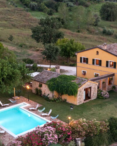 Casale Verdicchio 10+2: Piscina, Inmuebles, Recurso, Cabaña, Hacienda, Eco Hotel, Casa De Campo, Villa, Mueble Para Exteriores, Yarda
