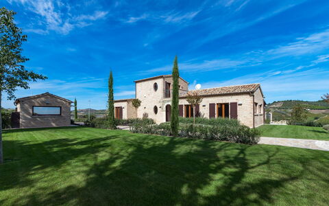 Borgo da Monte 8: Casa, Casa, Paisaje, El Terreno Del Lote, Inmuebles, Área Rural, Casa De Campo, Cabaña, Paisajismo, Jardín