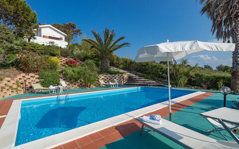 Ripari di Giobbe 6+2: Azul, Piscina, Recurso, Eco Hotel, Mueble Para Exteriores, Sombra, Sunlounger, Hotel, Paisajismo, Jardín