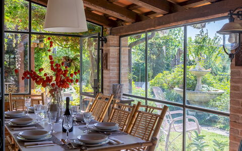 Villa Agave 8: Mueble, Silla, Madera, Mesa, Diseño De Interiores, Cocina Y Comedor Mesa, Comedor, Restaurante, Techo, Eco Hotel