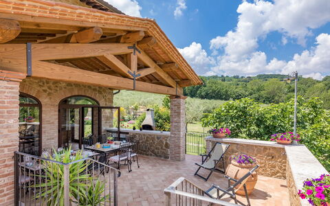 Le Terre di Nunzio 12: Mueble, Mueble Para Exteriores, Maceta, Porche, Patio, Jardín, Casa De Campo, Cabaña, Mesa Al Aire Libre, Silla
