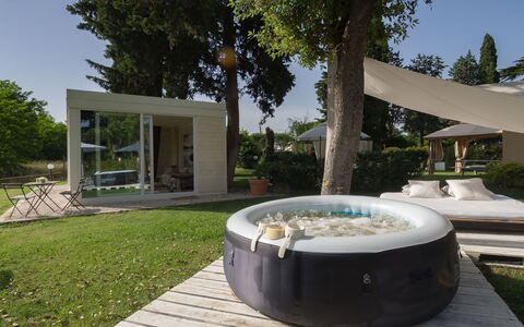 La Casa di Nanì 8: Mueble Para Exteriores, Jardín, Patio Interior, Ocio, Piscina, Sombra, Paisajismo, Bañera, Yarda