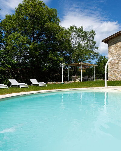 Villa Agostini 10: Azul, Piscina, Casa De Campo, Inmuebles, Recurso, Villa, Césped, Yarda, Paisajismo, Thermae