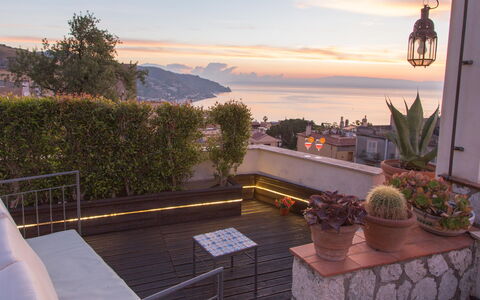 Attico Giafari 6: Mueble, Departamento, Mar, Balcón, Maceta, Planta De Casa, Silla, Costa, Eco Hotel, Ático