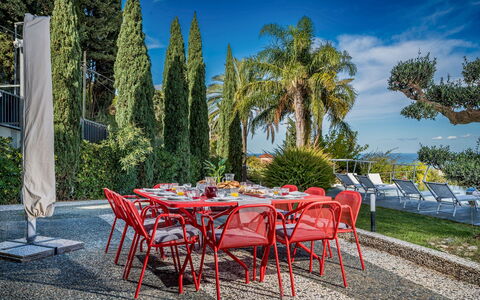 Villa Relax 12+2: Mueble, Mueble Para Exteriores, Silla, Jardín, Mesa Al Aire Libre, Sombra, Eco Hotel, Paisajismo, Recurso