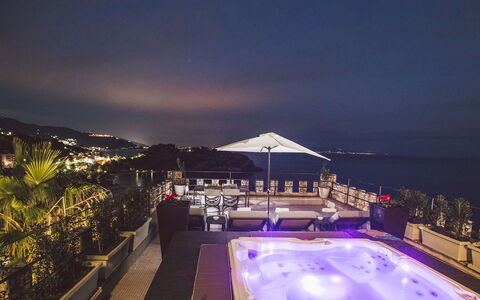 Torre Pirandello 6: Recurso, Piscina, Hotel, Eco Hotel, Ciudad De Vacaciones, Noche, Balcón, Balneario, Villa, La Iluminación Del Paisaje