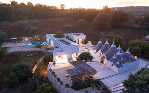Trullo Santa Pazienza 6+3: Inmuebles, Convento, Paisajismo, Hacienda, Monasterio, Villa, Piscina