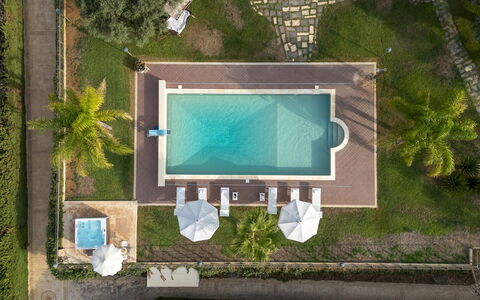 Villa Alessia 6: Piscina, Recurso, Mueble Para Exteriores, Material Compuesto, Eco Hotel, Thermae, Ocio, Sunlounger, Fuente De Agua, Hacienda