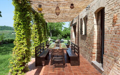 Casa Melograno 11+2: Mueble, Madera, Mueble Para Exteriores, Mesa, Mesa Al Aire Libre, Ladrillo, Jardín, Silla, Manchas De Madera, Cocina Y Comedor Mesa