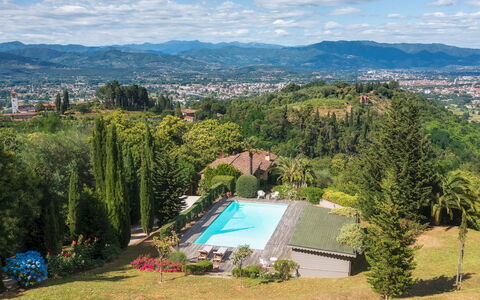 Villa Marraccini 8: Montaña, Colina, Tierras Altas, Piscina, Hill Station, Ocio, Cordillera, Eco Hotel, Hojas Perennes