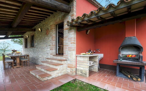 Villa le Logge 12: Mueble, Ladrillo, Casa De Campo, Jardín, Cabaña, Silla, Manchas De Madera, Patio Interior, Planta De Casa, Estructura Al Aire Libre