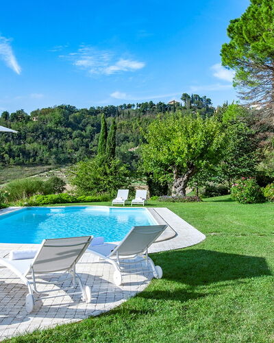 Villa Il Baiocco 8: Azul, Piscina, Recurso, El Terreno Del Lote, Eco Hotel, Jardín, Casa De Campo, Césped, Inmuebles, Cabaña