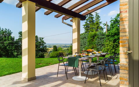 Villa Pergola 8: Mueble, Mueble Para Exteriores, Silla, El Terreno Del Lote, Sombra, Jardín, Mesa Al Aire Libre, Estructura Al Aire Libre, Patio Interior, Eco Hotel