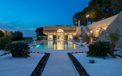 Tenuta Bagni De'Consoli 24: Piscina, Jardín, Recurso, Inmuebles, Paisajismo, Hacienda, Sombra, Patio, Mansión, Maceta