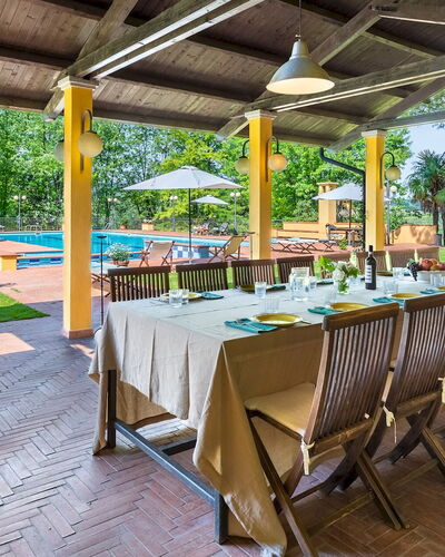 Tenuta Contessa Chiara 17: Piscina, Recurso, Eco Hotel, Sombra, Inmuebles, Hacienda, Ocio, Silla, Jardín, Mueble Para Exteriores