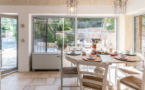 Pigreco 6+2: Mueble, Diseño De Interiores, Silla, Mesa, Piso, Cocina Y Comedor Mesa, Comedor, Habitación, Suelo, Techo