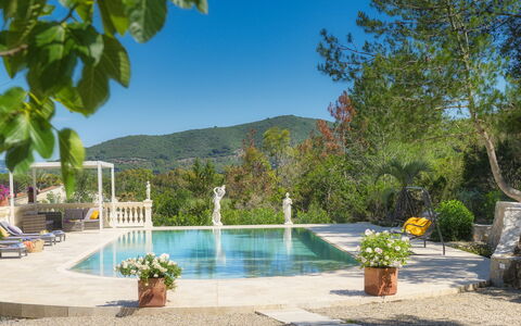 Villa Laconella 8+4: Piscina, Ocio, Recurso, Hacienda, Inmuebles, Eco Hotel, Vacaciones, Losa, Sombra, Maceta