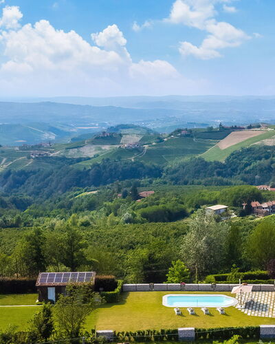 Tramonto Albese 4: Colina, Piscina, Hill Station, Cordillera, Inmuebles, Eco Hotel, Casa De Campo, Plantación, Paisajismo, Cresta