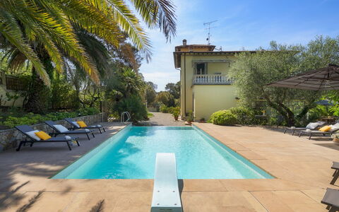 Villa Gaius 8+2: Piscina, Azul, Recurso, Material Compuesto, Eco Hotel, Sombra, Mueble Para Exteriores, Thermae, Hacienda, Sunlounger