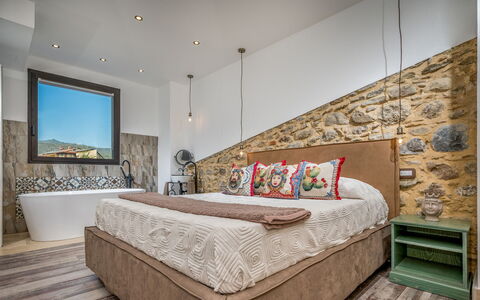 Villa Gallus 6: Mueble, Diseño De Interiores, Piso, Pared, Suelo, Habitación, Cama, Madera, Techo, Habitación