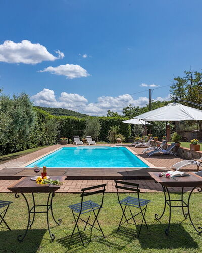 Podere Montioni 6+2: Piscina, Inmuebles, Eco Hotel, Hacienda, Recurso, Villa, Paisajismo, Casa De Campo, Hotel, Mueble Para Exteriores