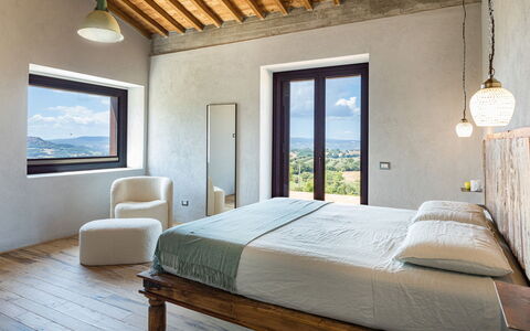 Casale the Place 6+2: Pared, Habitación, Diseño De Interiores, Casa, Cama, Lecho, Habitación, Marco De La Cama, Sábana, Techo