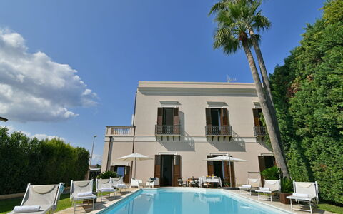 Villa Afrodite 8: Piscina, Hotel, Recurso, Inmuebles, Hacienda, Villa, Mansión, Eco Hotel, Balcón
