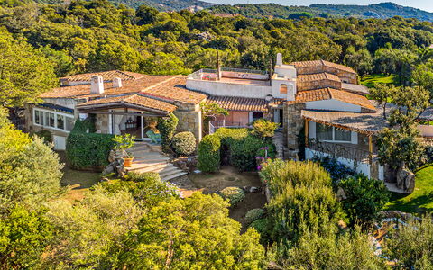 Villa Stella 6: Vegetación, Arbusto, Planta De La Comunidad, Paisaje, El Terreno Del Lote, Área Rural, Inmuebles, Shrubland, Chaparral