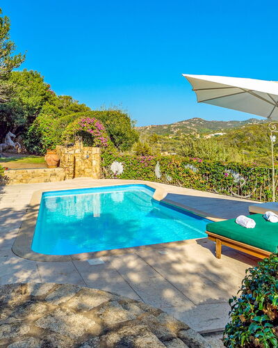 Villa Stella 6: Azul, Piscina, Recurso, Eco Hotel, Ocio, Paisajismo, Jardín, Paraguas, Inmuebles, Villa