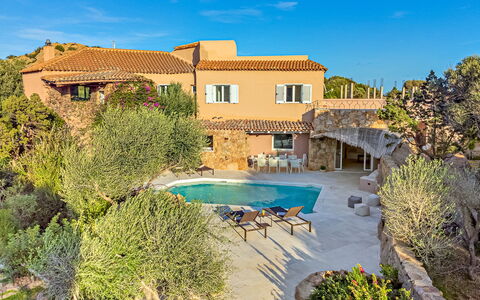 Villa Anga 10+1: Barrio Residencial, Asentamientos Humanos, Inmuebles, Piscina, Villa, Recurso, Ciudad De Vacaciones, Hacienda, Eco Hotel, Mansión