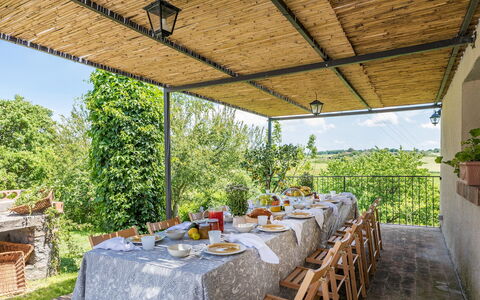 Villa a Casa di Giovanni 12: Mueble, El Terreno Del Lote, Jardín, Silla, Sombra, Patio Interior, Eco Hotel, Mueble Para Exteriores, Yarda, Paisajismo