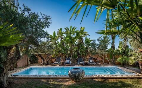 Villa Antura 4: Azul, Piscina, Recurso, Eco Hotel, Mueble Para Exteriores, Hacienda, Sombra, Paisajismo, Zona Tropical