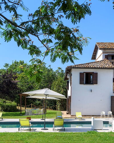Villa Ardente 12+1: Casa, Casa, Inmuebles, Piscina, Césped, Hacienda, Recurso, Villa, Casa De Campo, Paisajismo