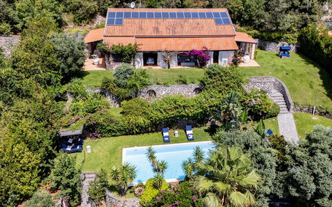 Villa Bambù 9+2: Piscina, Recurso, Inmuebles, Jardín, Ocio, Cabaña, Eco Hotel, Hacienda, Casa De Campo, Villa