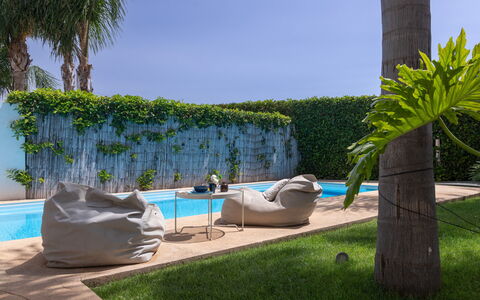 Villa Carrubo 4: Azul, Mueble Para Exteriores, Sombra, Ocio, Piscina, Eco Hotel, Jardín, Recurso, Paisajismo