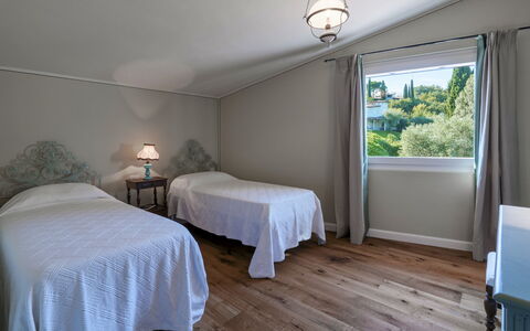 Villa del Prato 8: Mueble, Diseño De Interiores, Piso, Suelo, Techo, Cama, Encendiendo, Habitación, Habitación, Casa
