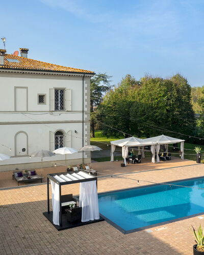 Villa Laguna 10: Piscina, Inmuebles, Villa, Mansión, Hotel, Hacienda