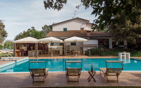 La Scuderia 8: Piscina, Recurso, Inmuebles, Eco Hotel, Hacienda, Sombra, Hotel, Villa, Mueble Para Exteriores, Ciudad De Vacaciones