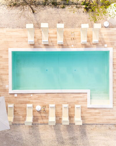Villa Lia 10: Piscina, Mueble Para Exteriores, Material Compuesto, Recurso, Ocio, Eco Hotel, Silla, Patio Interior, Sunlounger, Hotel