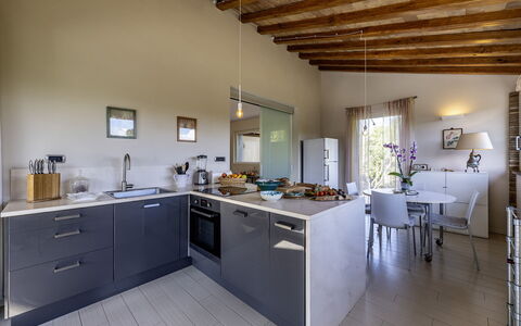 Villa Sparta 8+2: Mueble, Diseño De Interiores, Cocina, Mostrador, Aparato De Cocina, Piso, Silla, Gabinetes, Casa, Habitación